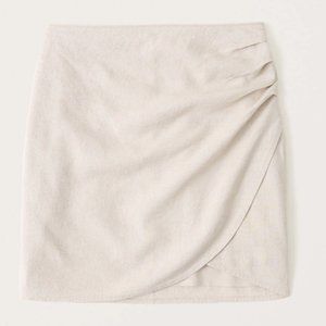 NWOT Abercrombie & Fitch Ruched Linen Mini Skirt